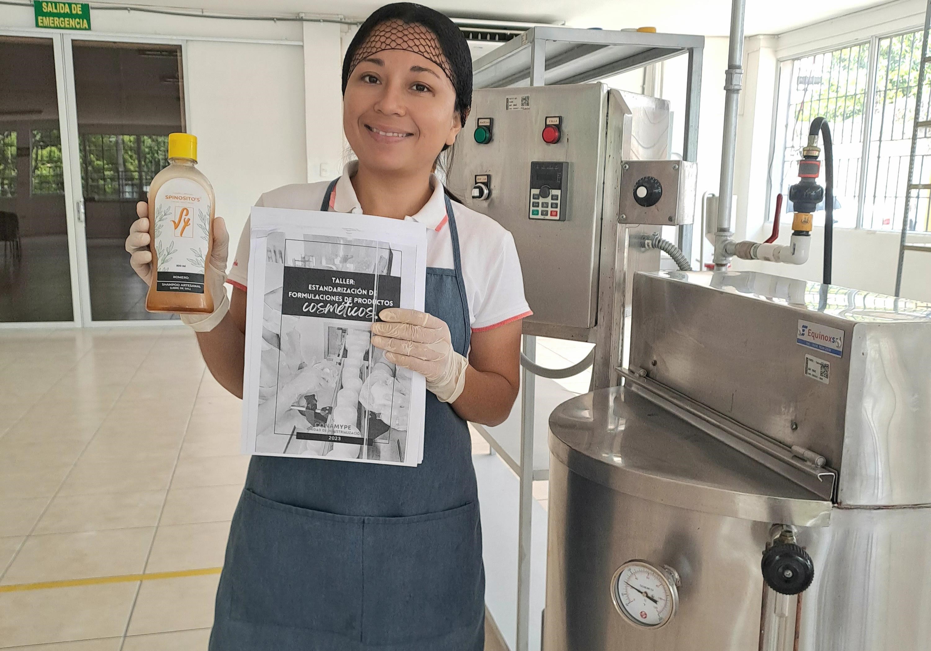 Julia Flores - Fundadora de Spinosito's